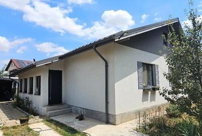Casă cu 3 camere cu Teren 380 Mp în Berceni