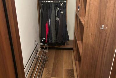 Casă cu 7 camere cu Teren 221 Mp în Obor