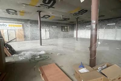 Spațiu comercial, de 100 mp, în Central - 4