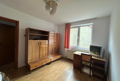 Apartament cu 3 camere semidecomandat, mobilat în Luncă - 6