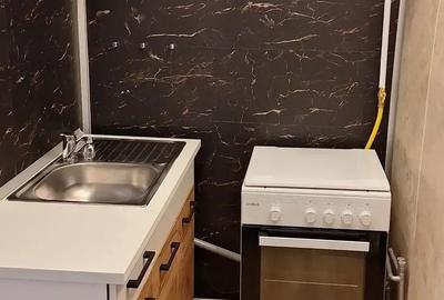 Garsonieră semidecomandată în Tractorul