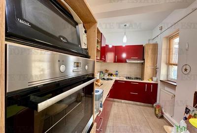 Apartament cu 3 camere semidecomandat, mobilat în Dacia - 16