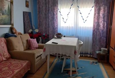 Vand Garsoniera zona blascovici 22mp