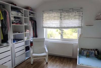 Casă cu 4 camere cu Teren 400 Mp în Domnești - 2