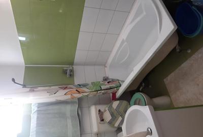 Casă cu 5 camere în Central