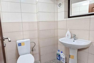 Spațiu comercial, de 47 mp, în Central - 4