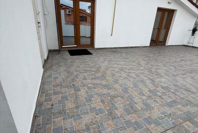 Apartament cu 3 camere în Calea Severinului - 13