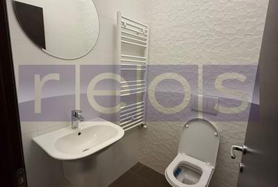 Apartament cu 3 camere în Tei - 10