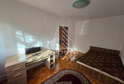 Apartament cu 2 camere, semidecomandat,centrala ,zona Dambovita - 1