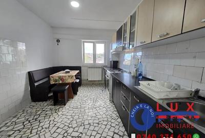 Apartament cu 4 camere decomandat în Piața Nouă - 6