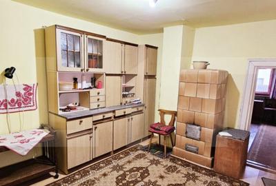 Casa tradi?ionala din lemn, cu teren de 600 mp. - Bodoc - 12