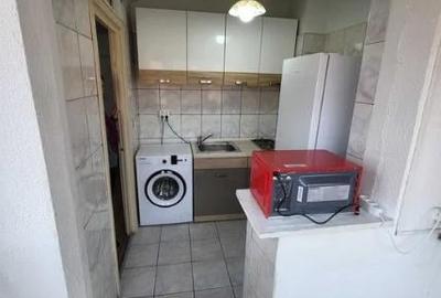 Garsoniera decomandata, etaj 2, centrala proprie. Zona Racadau - 2