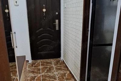 Apartament cu 2 camere semidecomandat în Casa de Cultură