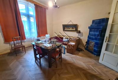 Casă individuală cu 6 camere în Ultracentral