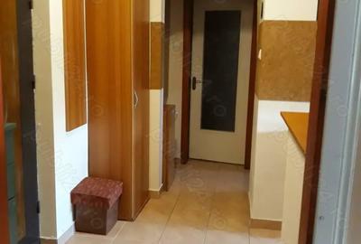 Apartament cu 2 camere - zona Dacia - Decebal - 6