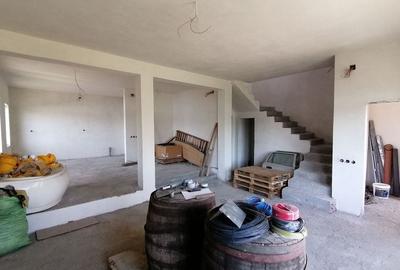Casa P+1 - comuna 1 Decembrie - str. Victoriei - 6