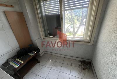 Apartament cu 3 camere decomandat în Aradului - 2