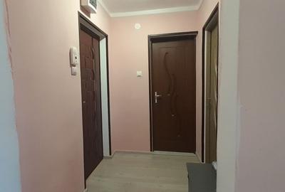 Garsonieră decomandată în Central - 8