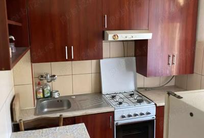 Apartament 3 camere de vanzare , decomandat , Carpati 1 , et. 2 , 53.000 euro neg. - 9