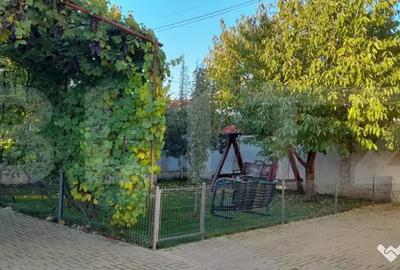 Casă cu 4 camere cu Teren 1200 Mp în Ițcani - 10
