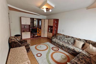 Apartament cu 2 camere decomandat, mobilat în Micro 5 - 1