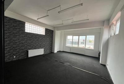 Spatiu Comercial Fizicienilor 140mp | Etajul 1 Spatiu Comercial Fizicienilor 140mp | Etajul 1 - 4