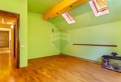 Casă individuală cu 8 camere cu Garaj în Gheorgheni - 15