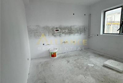 Duplex cu 4 camere cu Canalizare în Central - 3