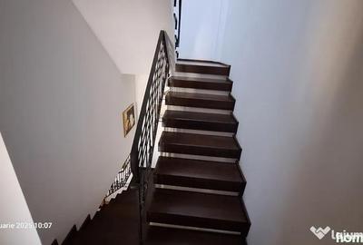Casă cu 4 camere cu Garaj în Coiciu - 8