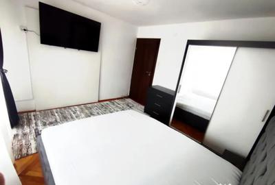 Apartament cu 3 camere decomandat în 1 Mai - 2