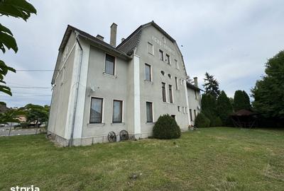 Casă cu Teren 600 Mp în Central - 1