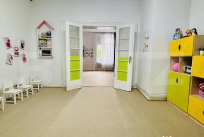 Casă cu 10 camere cu Teren 411 Mp în Lunei - 5