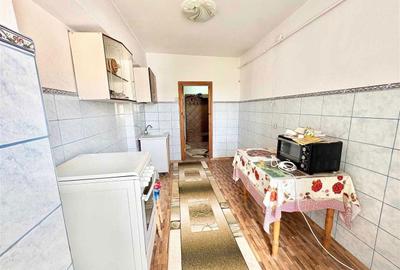 Apartament cu 3 camere decomandat în Central - 4