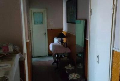 Vand urgent apartament 3 camere intrari separate in Hunedoara zona M 7 Viorele in fata la PROFI - 4