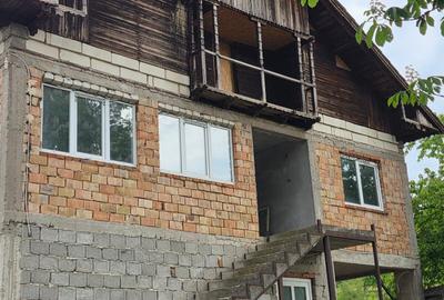 Casă cu 5 camere cu Teren 414 Mp în Frâncești - 16