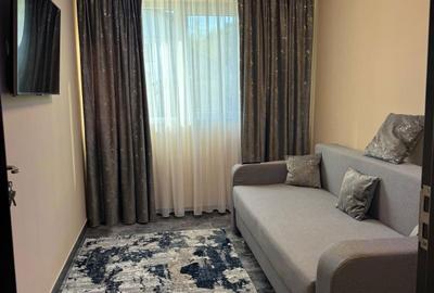 Apartament cu 3 camere decomandat în Central - 1