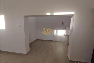 Spațiu comercial, de 72 mp, în Central - 12