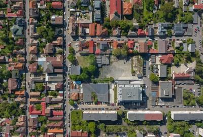 Teren de 3256 mp, în Județean - 8