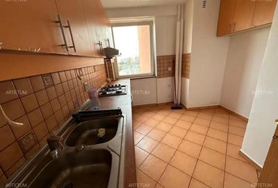 Apartament cu 3 camere semidecomandat în Lizeanu - 8