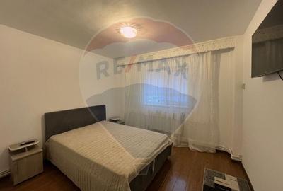 DE INCHIRIAT apartament cu 2 camere strada 9 Mai-Piața Centrală - 2