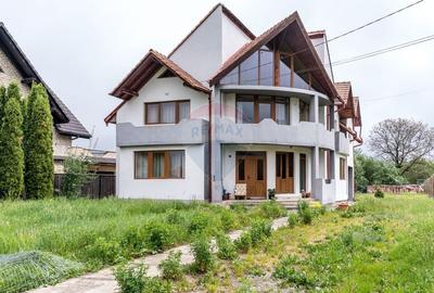 Casa de vanzare, 6 camere, Huedin, pretabilă pentru 2 proprietari - 2