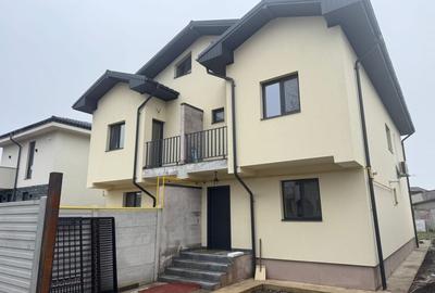 Duplex cu 4 camere cu Canalizare în Nord - 8