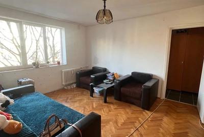 Apartament de vanzare . - 2