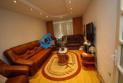 Apartament cu 2 camere decomandat, mobilat în Central