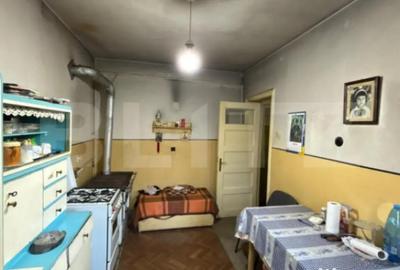 Apartament cu 2 camere decomandat în Central - 2