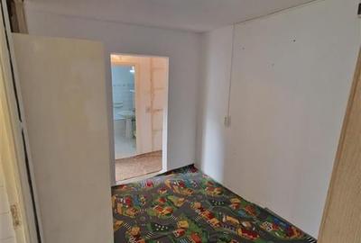 Decomandat 2 camere etaj 3 zona Lipovei Decomandat 2 camere etaj 3 zona Lipovei - 9