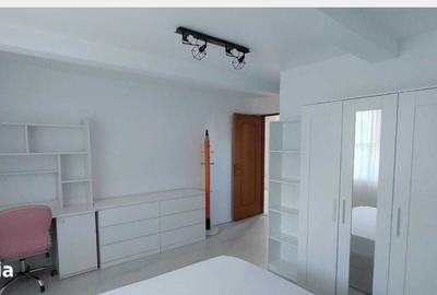 Apartament cu 3 camere decomandat în Central - 7