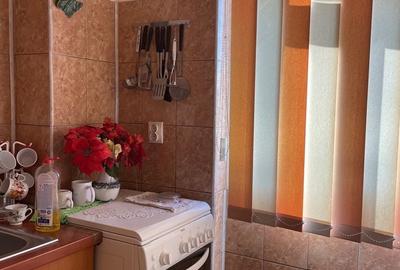 Apartament cu 2 camere decomandat în Cetate