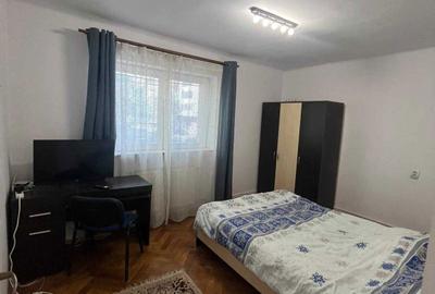 Apartament cu 2 camere decomandat în 7 Noiembrie