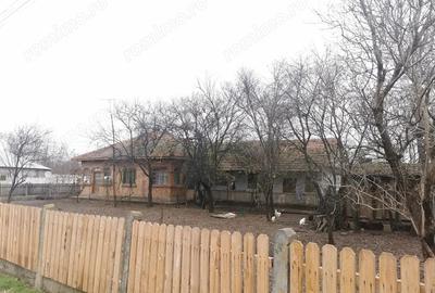 Vand casa + teren 1000 mp2 in Comuna Gradi?tea , jud. Calara?i - 1